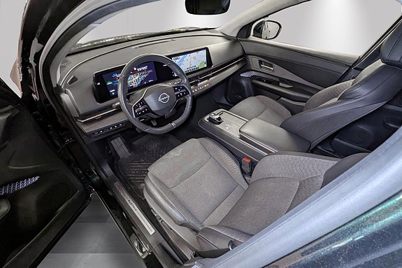 Nissan Ariya 11 of 30