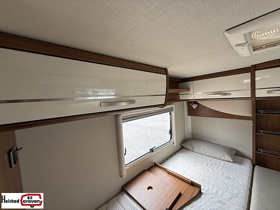 Hymer Exsis I 578 Experience | Lithium | Solcelle 13 of 27