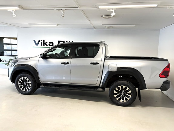 Toyota HiLux 5 of 5