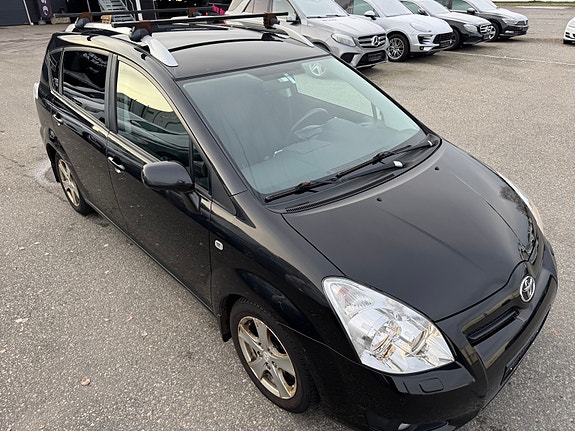 Toyota Corolla Verso 9 of 26
