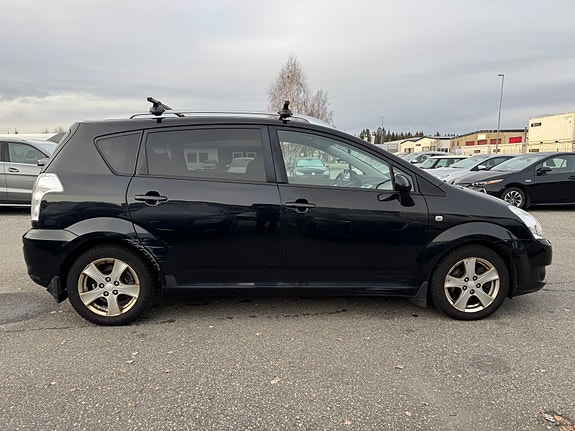 Toyota Corolla Verso 6 of 26