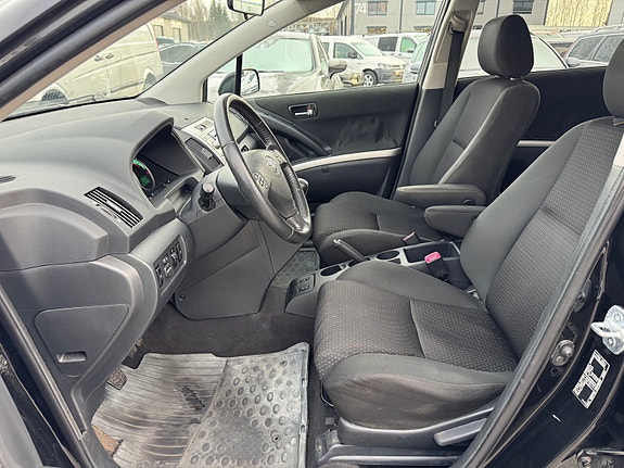 Toyota Corolla Verso 12 of 26