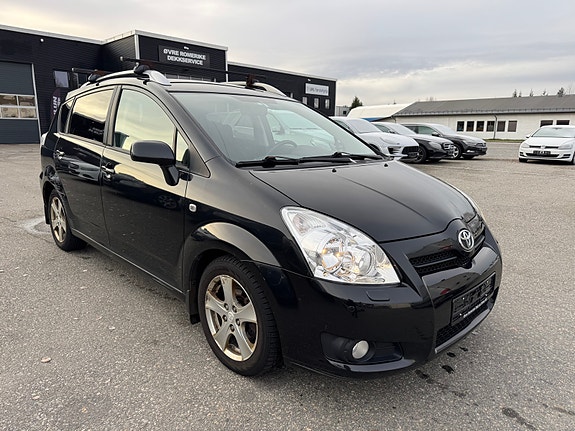 Toyota Corolla Verso 7 of 26