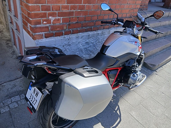 BMW R 1200 R - En eier-sykkel med lav km-stand 3 of 5