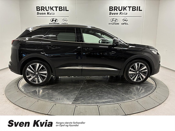 Peugeot 3008 4 of 5