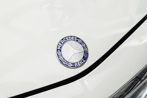 Mercedes-Benz 230 SL 19 of 30