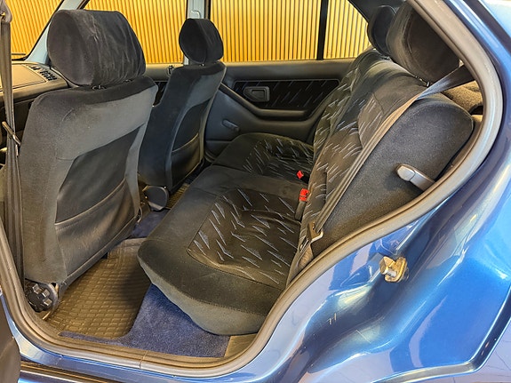 Peugeot 306 25 of 29