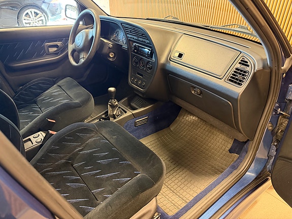 Peugeot 306 21 of 29