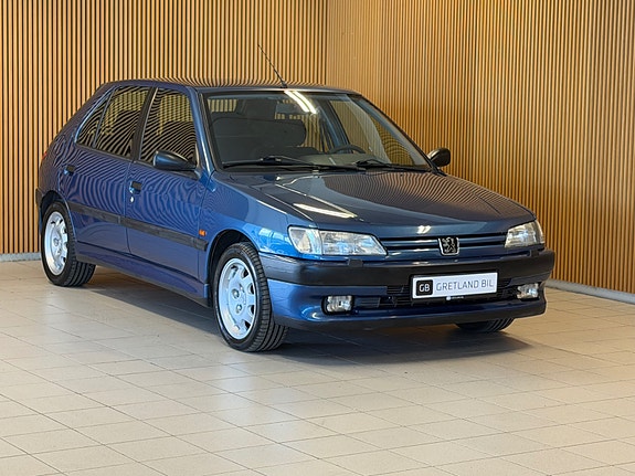 Peugeot 306 2 of 5