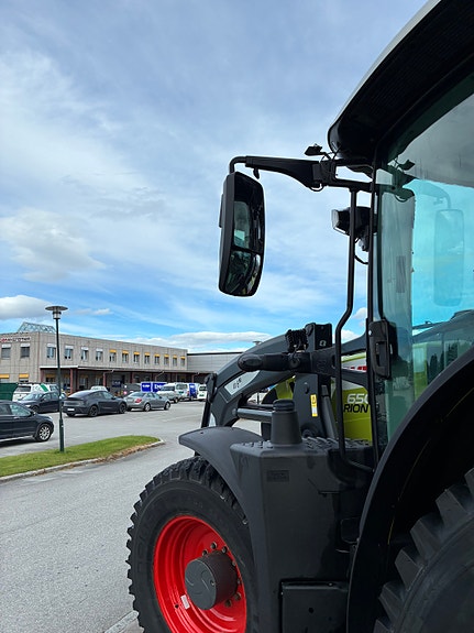 CLAAS Arion 650 CIS med 2 sett hjul 19 of 30