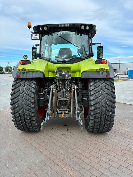 CLAAS Arion 650 CIS med 2 sett hjul 11 of 30