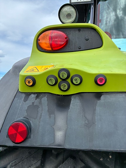 CLAAS Arion 650 CIS med 2 sett hjul 15 of 30