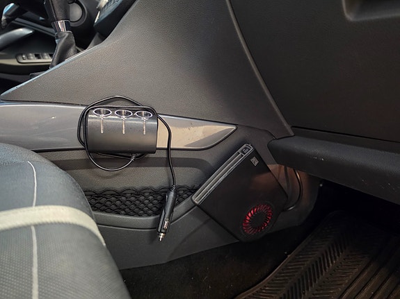 Ford Kuga 15 of 19