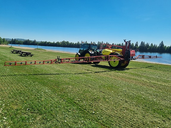 Kverneland Ikarus S28 4 of 11