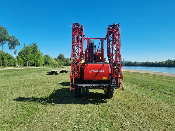 Kverneland Ikarus S28 3 of 11