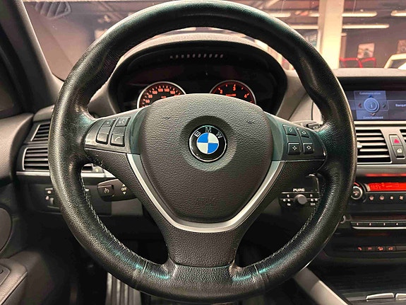 BMW X5 11 of 30