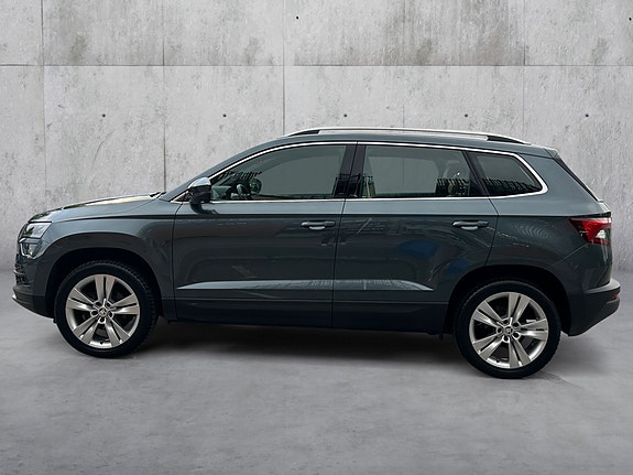 Skoda Karoq 2 of 5
