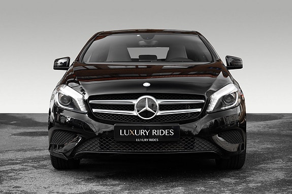 Mercedes-Benz A180 3 of 5