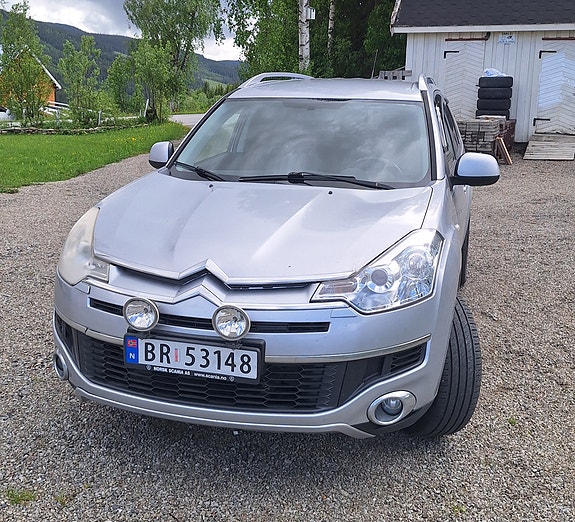 Citroen C-Crosser 3 of 5