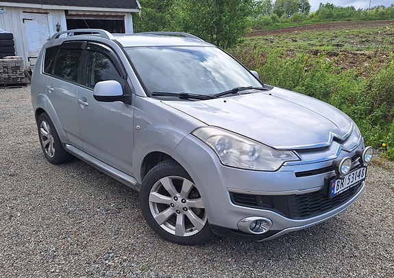 Citroen C-Crosser 2 of 5