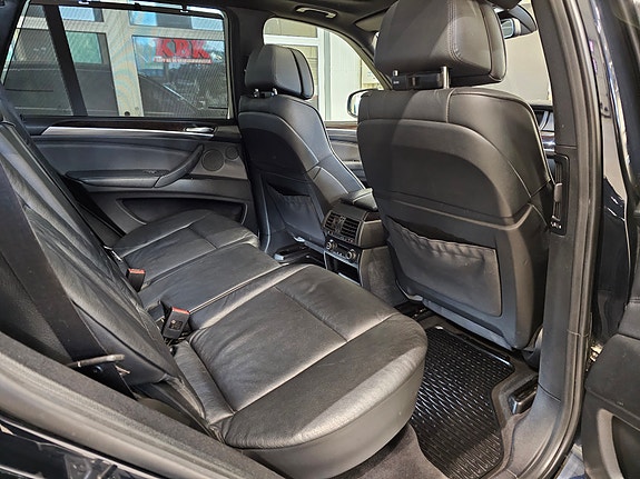 BMW X5 24 of 30