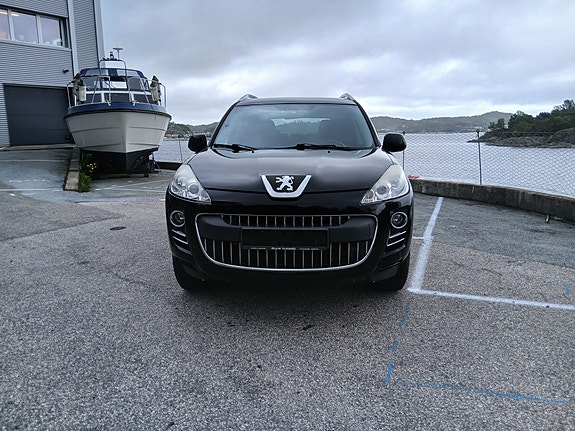 Peugeot 4007 8 of 30