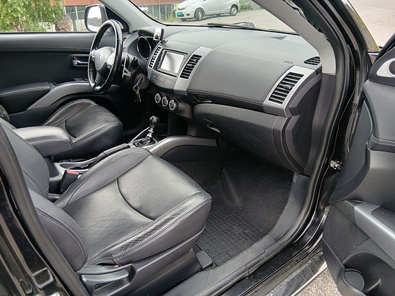 Peugeot 4007 18 of 30