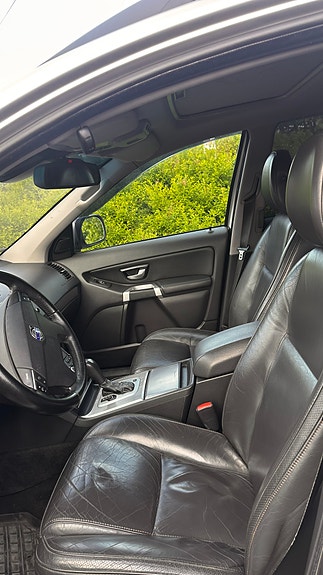 Volvo XC90 7 of 8