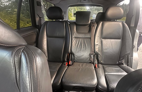Volvo XC90 8 of 8