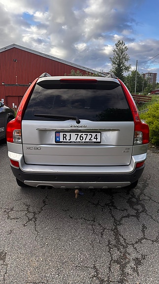 Volvo XC90 4 of 8