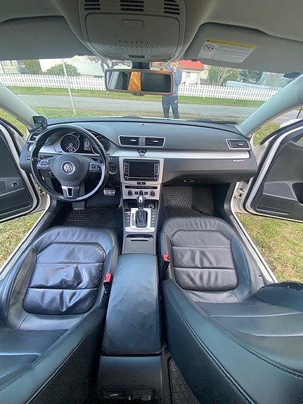 Volkswagen Passat Alltrack 13 of 29