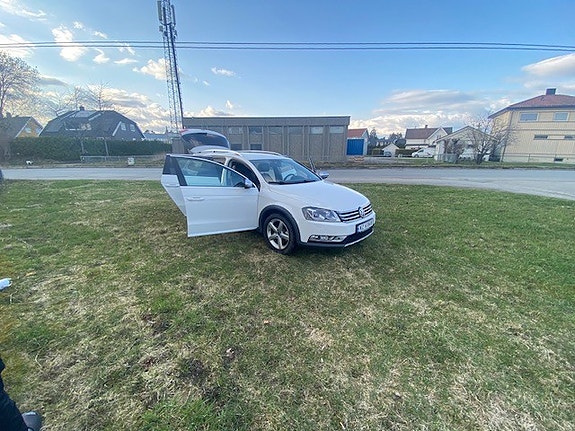 Volkswagen Passat Alltrack 6 of 29