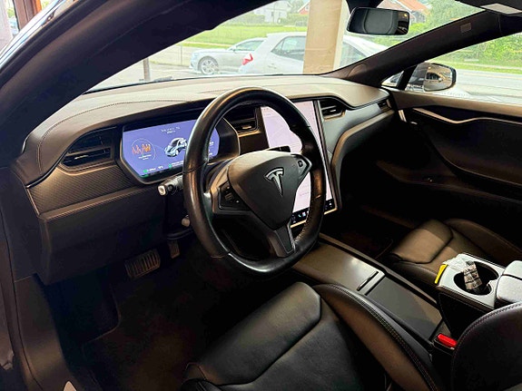 Tesla Model S 9 of 30