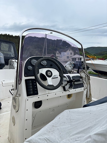 Vaagen 570 3 of 8