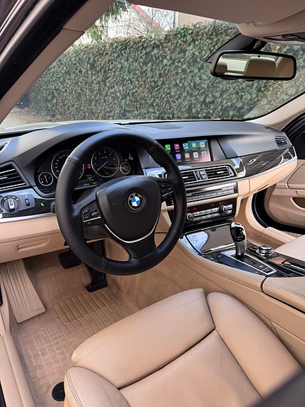 BMW 523i 6 of 9
