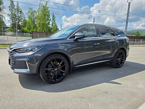 BYD Tang 2 of 26