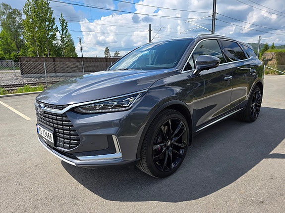 BYD Tang 9 of 26
