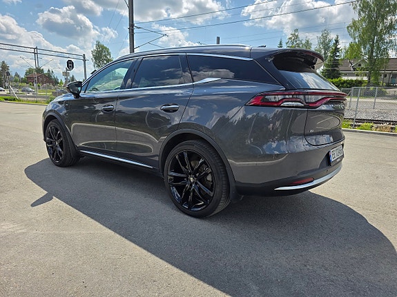 BYD Tang 8 of 26