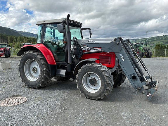 Massey Ferguson 5470 Dyna 4 3 of 23