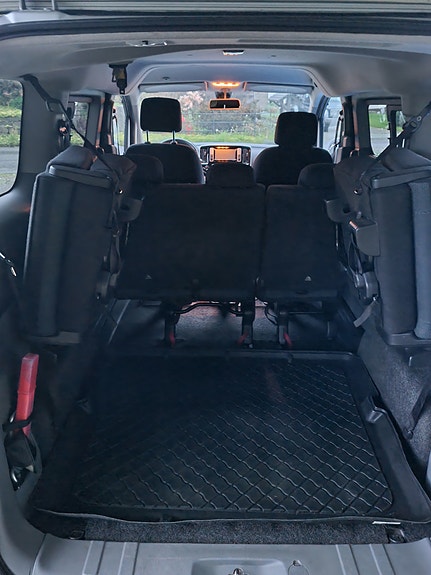 Nissan e-NV200 11 of 12