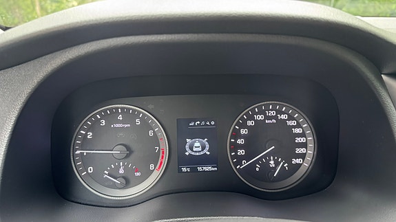 Hyundai Tucson 18 of 26