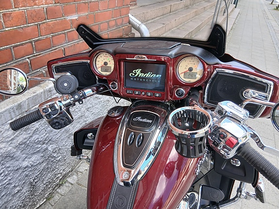 INDIAN Roadmaster 6 of 13