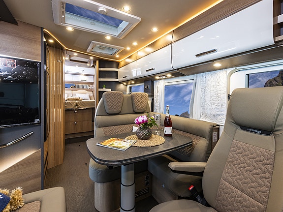 Carthago C2-TOURER I 148 RB-QB "L" Comfort på MB. 220 br., men stor inni!  ALDE, TV, og mye mer! Bør ses! 5 of 5