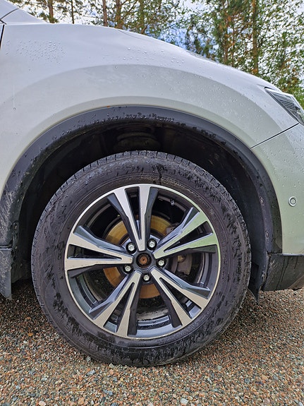 Nissan X-Trail 5 of 5