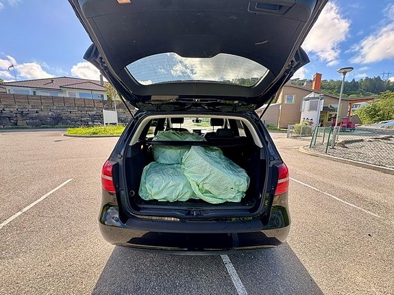 Mercedes-Benz B250 5 of 5