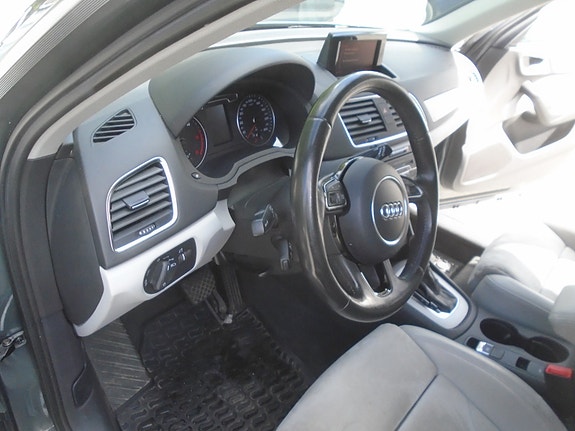 Audi Q3 14 of 21
