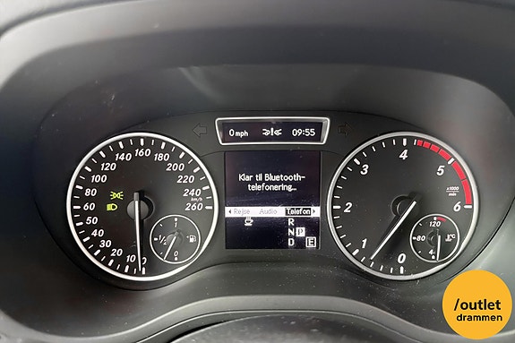 Mercedes-Benz B180 16 of 20