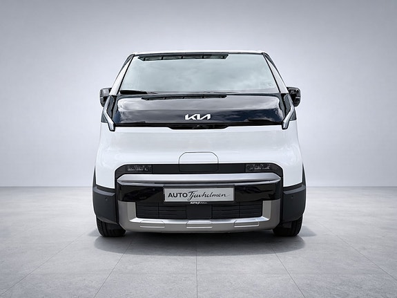 Kia PV5 2 of 5
