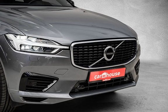 Volvo XC60 2 of 5