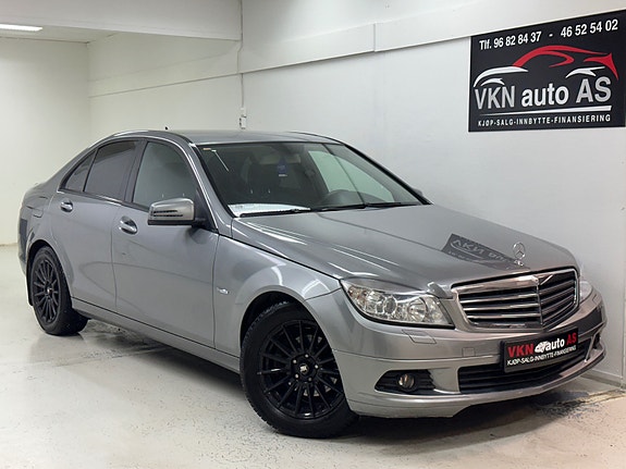 Mercedes-Benz C-Klasse 3 of 5